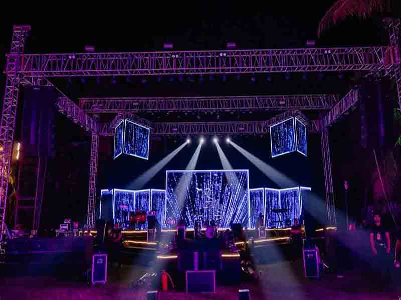 Wedding event truss stage