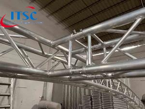 Poutre en treillis caisson de 290 mm avec connexion unidirectionnelle pour toit en arc